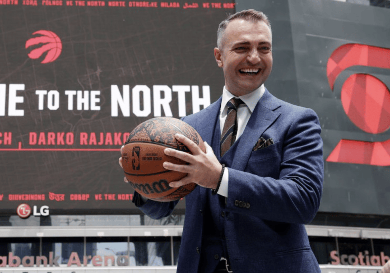 关键时刻多伦多猛龙备战全明星赛，绝杀压哨细节曝光，更衣室稳定，更衣室氛围转暖的简单介绍